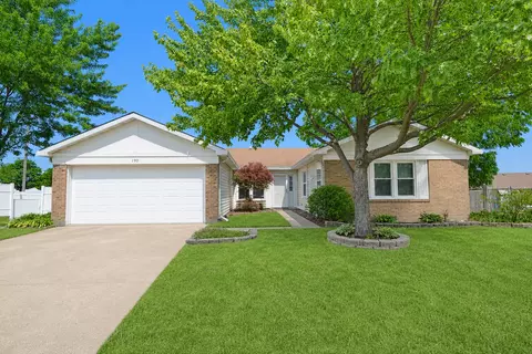 190 Appleby Dr, Glendale Heights, IL 60139