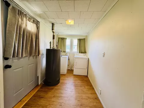 606 S Mulkey St, Christopher, IL 62822 photo 11