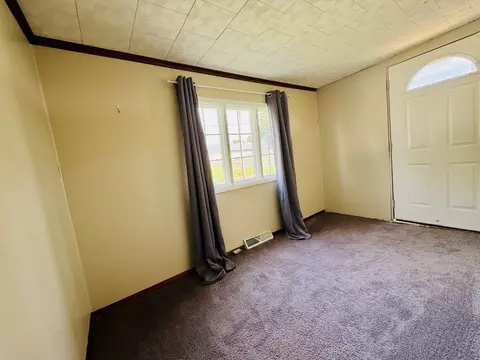 606 S Mulkey St, Christopher, IL 62822 photo 24