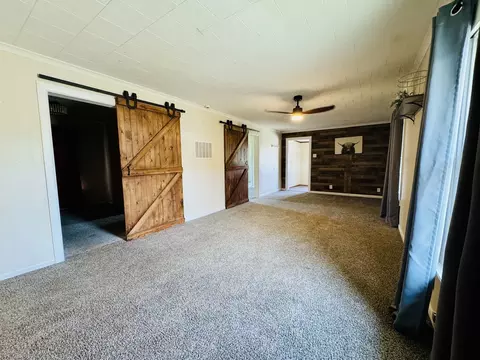 606 S Mulkey St, Christopher, IL 62822 photo 14