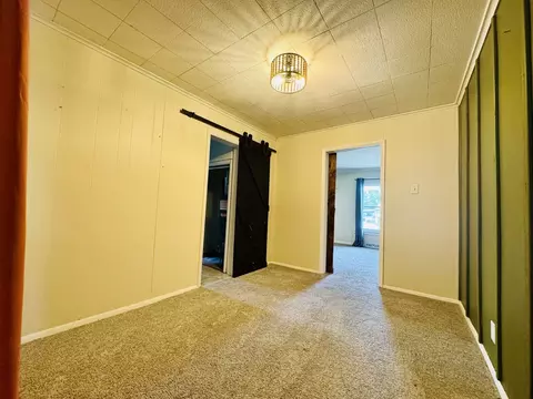 606 S Mulkey St, Christopher, IL 62822 photo 19