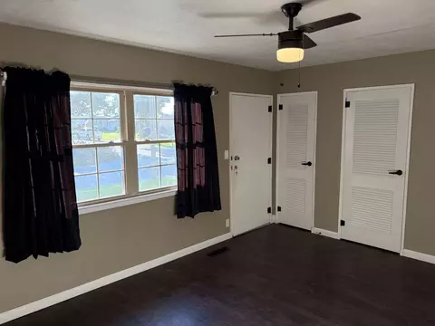 1527 Center Granview Dr, Quincy, IL 62301 photo 3