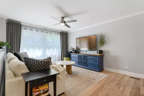 Living - 138 S Berteau Ave, Bartlett, IL 60103 photo 2 of 3