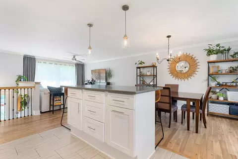 Kitchen - 138 S Berteau Ave, Bartlett, IL 60103 photo 5 of 5