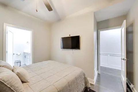 Bedroom - 616 E 46th St #2, Chicago, IL 60653 photo 2 of 6