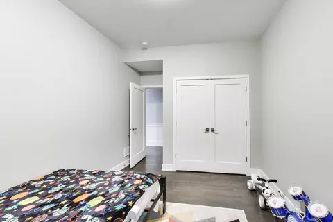 Bedroom - 616 E 46th St #2, Chicago, IL 60653 photo 6 of 6