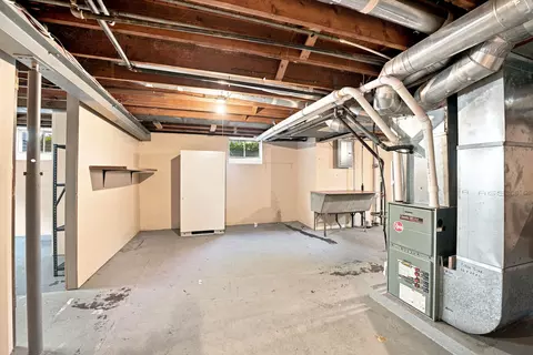 Other - 1043 State St, Ottawa, IL 61350 photo 7 of 9
