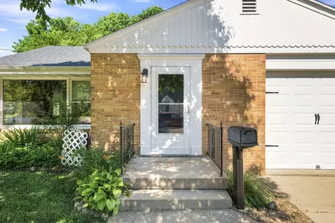 Other - 1043 State St, Ottawa, IL 61350 photo 3 of 9