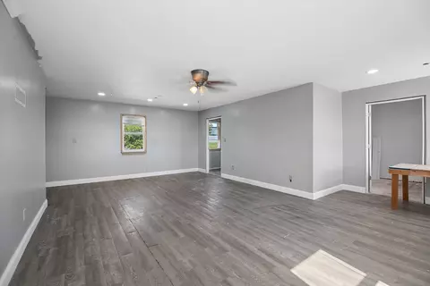 650 E 2200 North Rd, Danforth, IL 60930 photo 25