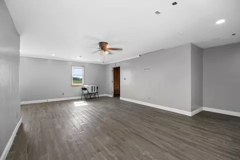 650 E 2200 North Rd, Danforth, IL 60930 photo 24