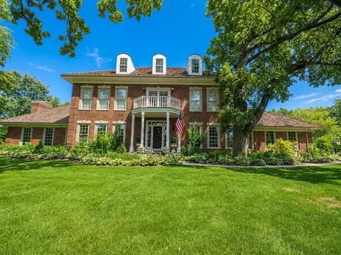 26985 N Countryside Lake Dr, Mundelein, IL 60060