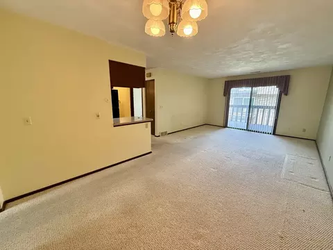Living - 3109 4th St #0, Moline, IL 61265 photo 3 of 4