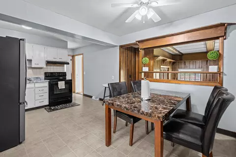 1406 15th St, Silvis, IL 61282 photo 8