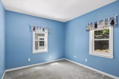 116 Valley Dr, Oakwood Hills, IL 60013 photo 12
