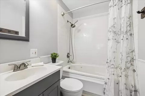 116 Valley Dr, Oakwood Hills, IL 60013 photo 14