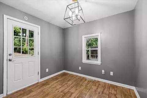 116 Valley Dr, Oakwood Hills, IL 60013 photo 10