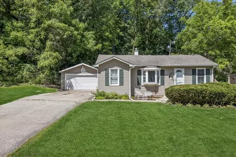 116 Valley Dr, Oakwood Hills, IL 60013 photo 21