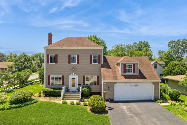 531 Lake St, Crystal Lake, IL 60014