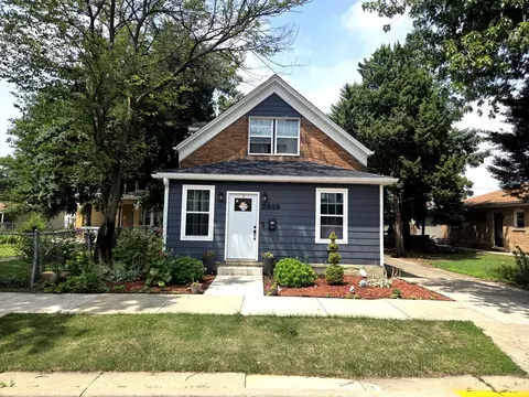 2828 Lombard Ave, Berwyn, IL 60402