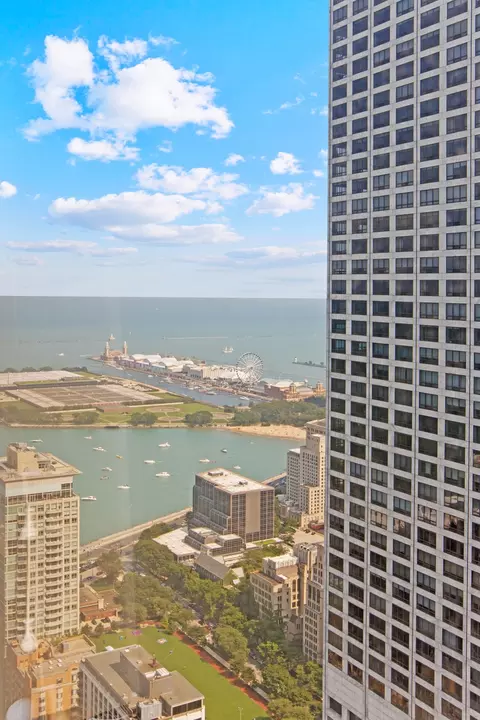 View/Area - 175 E Delaware Pl #4921, Chicago, IL 60611 photo 1 of 3