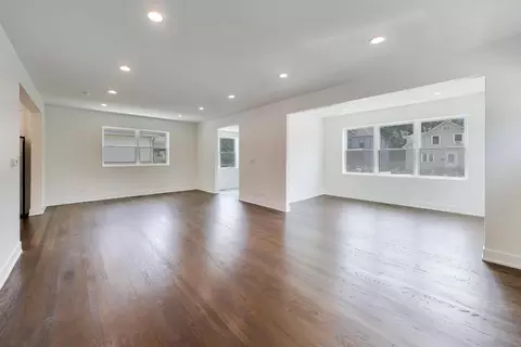 Living - 1632 W 100th Pl, Chicago, IL 60643 photo 2 of 5