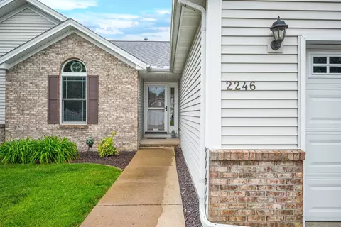Exterior - 2246 Inez Ln, Normal, IL 61761 photo 2 of 7