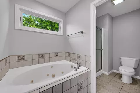 Bath - 2246 Inez Ln, Normal, IL 61761 photo 2 of 3