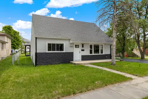 7835 Massasoit Ave, Burbank, IL 60459 photo 3