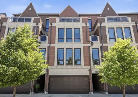 3901 S Lake Park Ave #D, Chicago, IL 60653