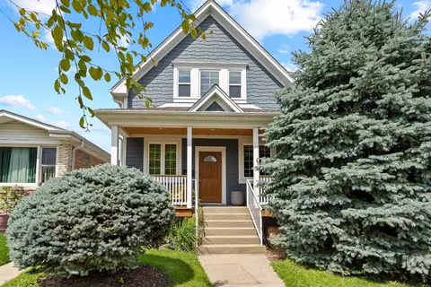 4708 N Odell Ave, Harwood Heights, IL 60706