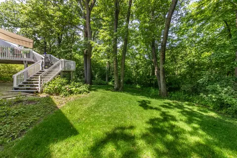 772 Red Oak Dr, Bartlett, IL 60103 photo 3