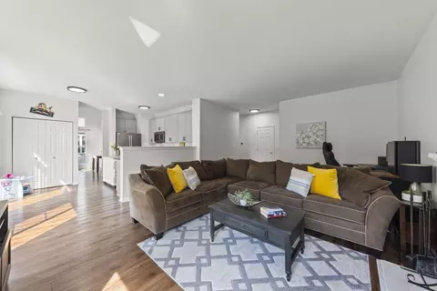 Other - 1034 Stephen Ct, Aurora, IL 60502 photo 1 of 5