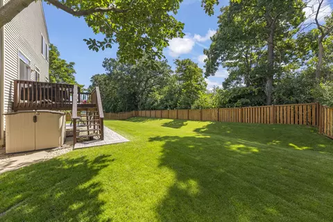 Exterior - 1034 Stephen Ct, Aurora, IL 60502 photo 3 of 7