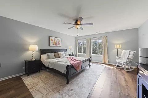 Bedroom - 1034 Stephen Ct, Aurora, IL 60502 photo 1 of 4