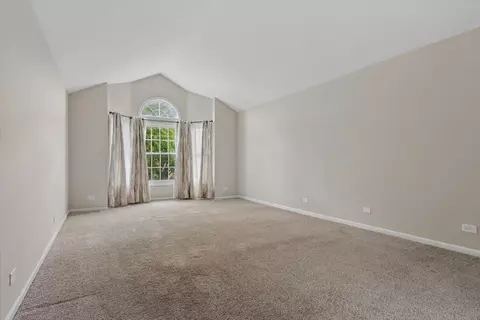 490 Flora Dr, Algonquin, IL 60102 photo 13
