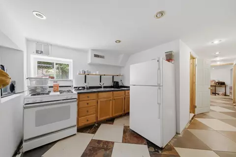 Kitchen - 1925 N Keystone Ave, Chicago, IL 60639 photo 7 of 8