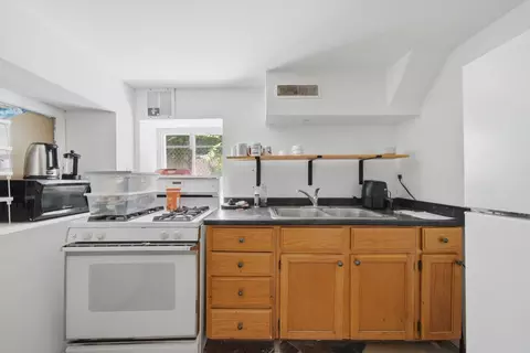 Kitchen - 1925 N Keystone Ave, Chicago, IL 60639 photo 8 of 8