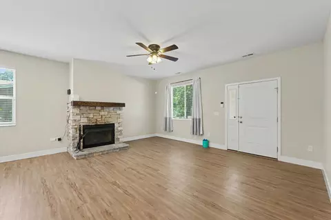2014 Winchester Dr, Champaign, IL 61821 photo 8
