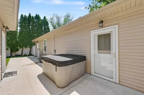 2014 Winchester Dr, Champaign, IL 61821 photo 27