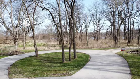 View/Area - 2775 E Riverview Dr, Kankakee, IL 60901 photo 6 of 9
