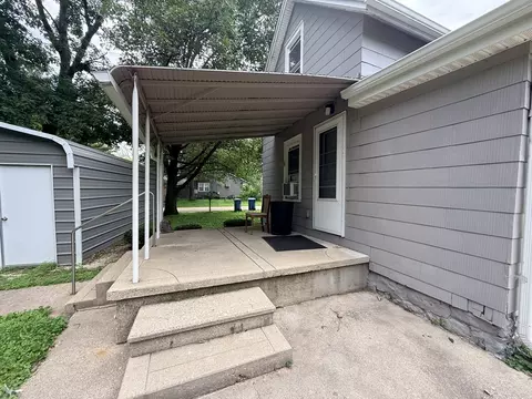 Exterior - 1 E Main St, Amboy, IL 61310 photo 2 of 4