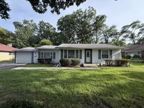 7319 W 109th Pl, Worth, IL 60482