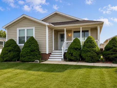 10914 W Kemper Ln, Frankfort, IL 60423