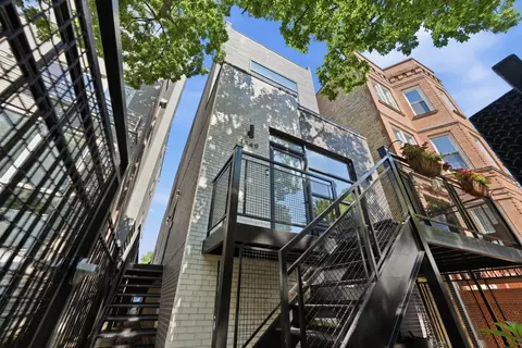 1349 N Leavitt St #1A, Chicago, IL 60622