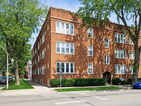 7209 N Damen Ave #2, Chicago, IL 60645