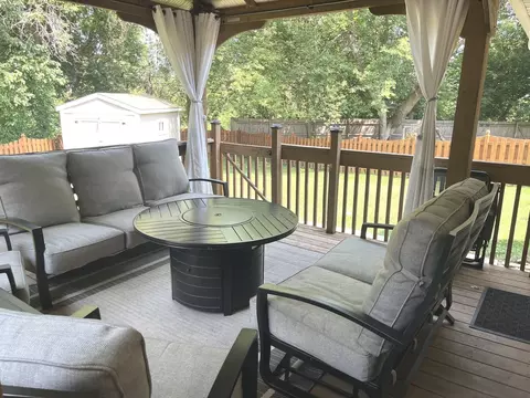 Exterior - Undisclosed, Third Lake, IL 60030 photo 4 of 11