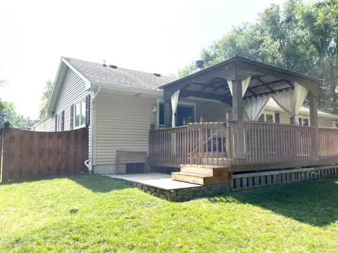 Exterior - Undisclosed, Third Lake, IL 60030 photo 10 of 11