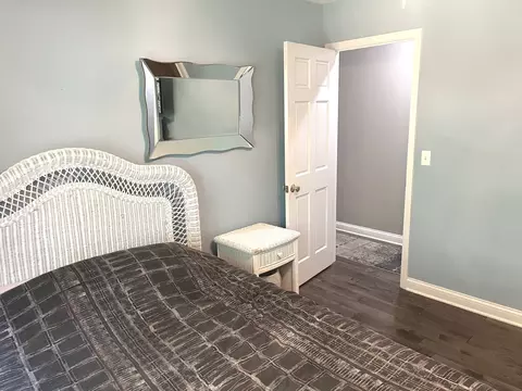 Bedroom - Undisclosed, Third Lake, IL 60030 photo 4 of 5