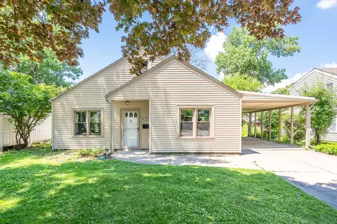 9200 S Mayfield Ave, Oak Lawn, IL 60453