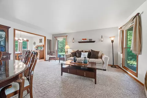 Living - 39 W150 Adobe Rdg, Elgin, IL 60124 photo 3 of 3